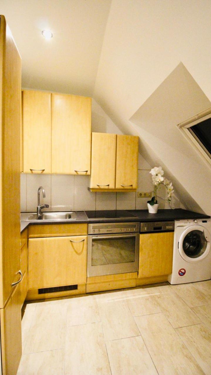 Privatunterkunft Cozy In Center Dw19 *